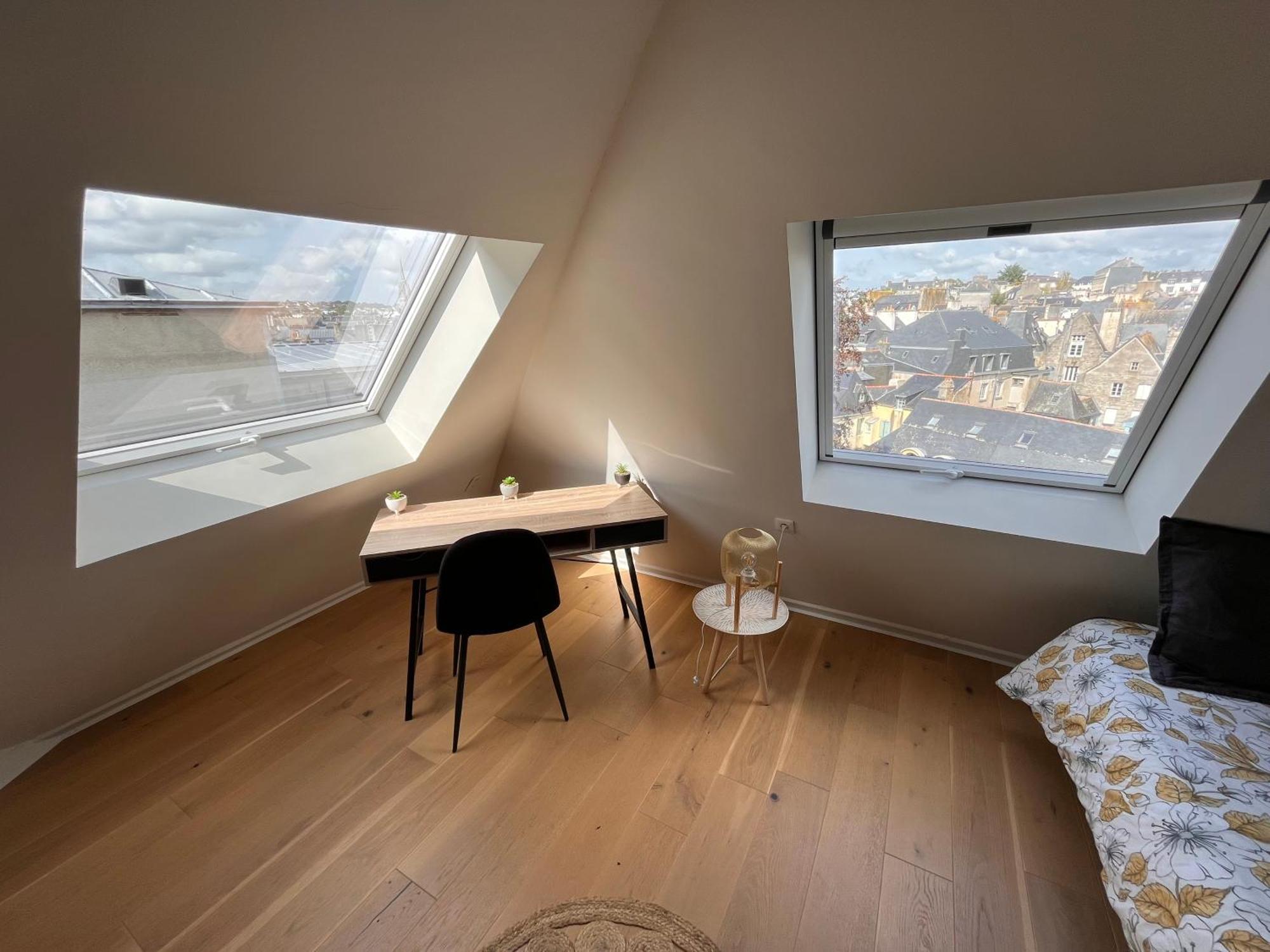 Le Nid Des Quais - Vue Panoramique Au Coeur De La Ville - Wifi - Entree Autonome Κεμπέρ Εξωτερικό φωτογραφία